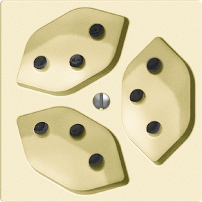 UP-Steckdose Edue 3×T13 van